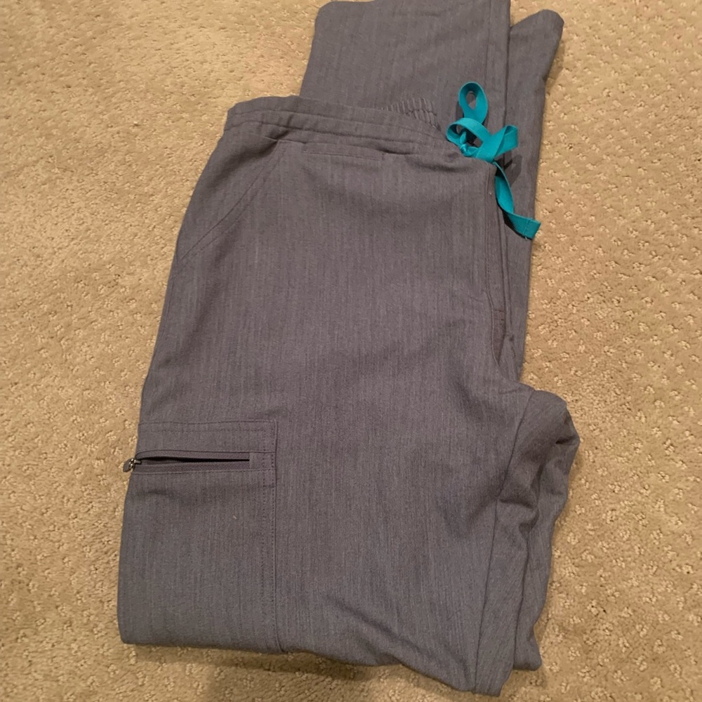 Gray yola figs. Size small